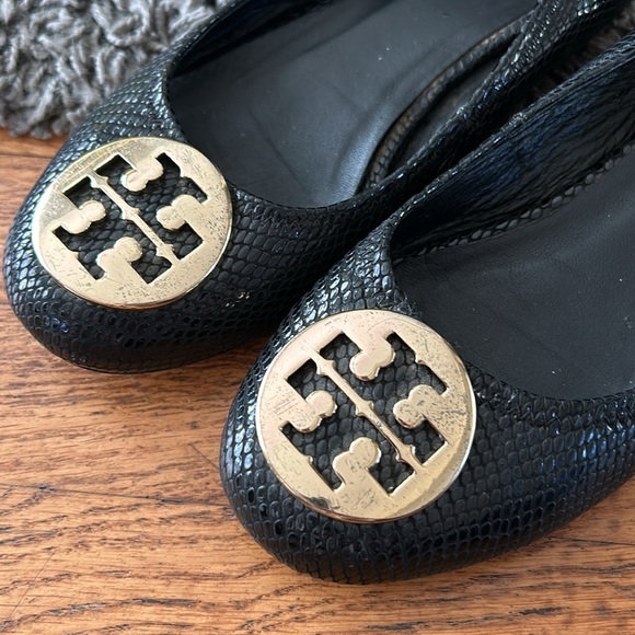 Tory Burch Black Reva Flats - Picture 2 of 9